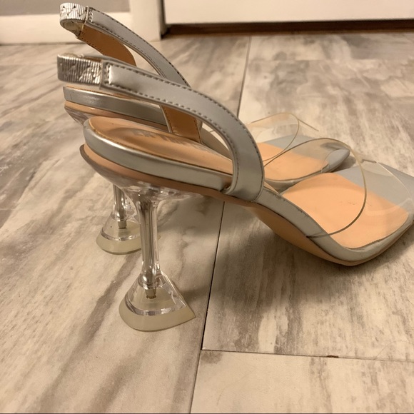 EK THE LABEL Square Toe Silver Flared Heels - Picture 7 of 9